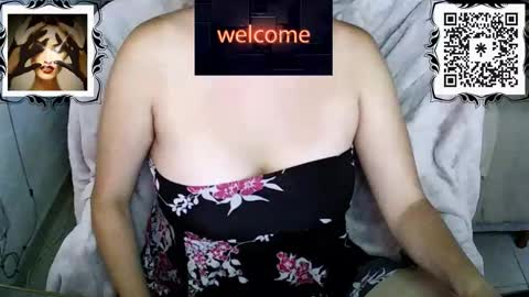 Snapshot of missbiny chatting on 01-09-26, 07:04 Avamlash online show from 01-09-26, 07:04