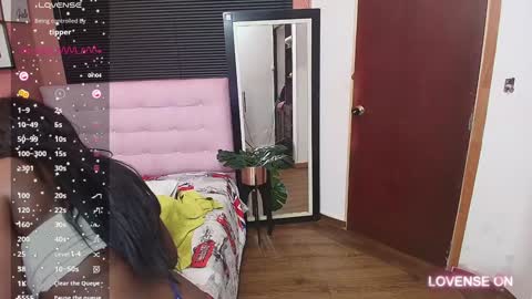 Miss Evelyn  online show from 12-08-24, 12:30