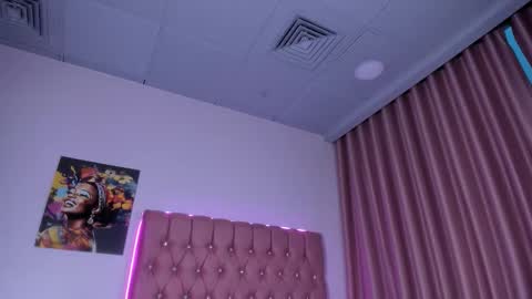 Elise online show from 11-15-25, 09:11