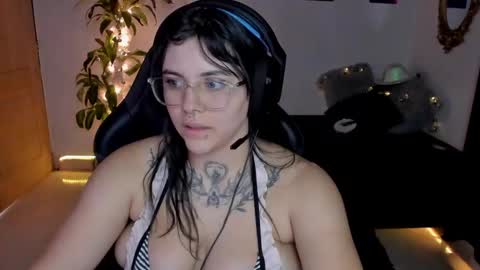 Snapshot of misscharlottte_18 chatting on 12-12-24, 07:37 Missy Charlottte.  Hey remember to give me a thumbs up ty online show from 12-12-24, 07:37