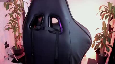 Missy Charlottte.  Hey remember to give me a thumbs up ty online show from 04-22-26, 03:09