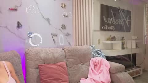 misscheelsee_as online show from 04-15-26, 01:40