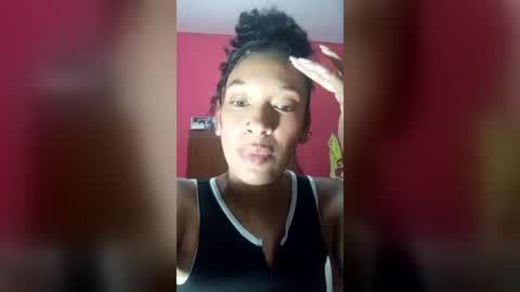 Snapshot of misscruzxz chatting on 07-29-26, 04:27 Donna di Diamanti online show from 07-29-26, 04:27
