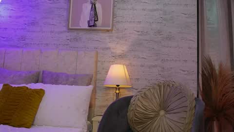 D A N A online show from 04-21-26, 01:42