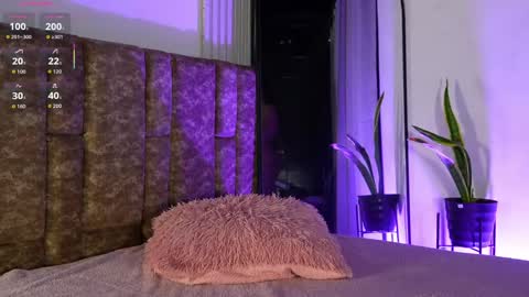 DIONNE online show from 04-09-26, 11:04