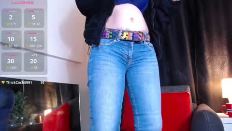 Snapshot of missellien chatting on 12-28-24, 11:19 Angela online show from 12-28-24, 11:19