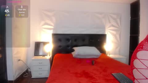 Snapshot of missellien chatting on 01-25-25, 11:13 Angela online show from 01-25-25, 11:13