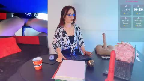 Snapshot of missellien chatting on 09-13-25, 03:28 Angela online show from 09-13-25, 03:28