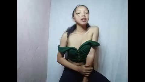 MadagascarQueen online show from 04-08-26, 08:58