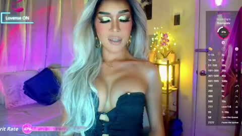Snapshot of misshamforsluts chatting on 07-17-26, 01:34 Miss ShamThe Woman you need online show from 07-17-26, 01:34