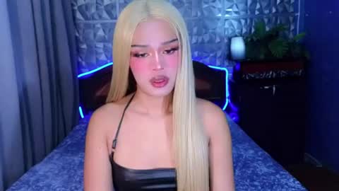 Snapshot of missionary_addiction_cumshot chatting on 06-09-26, 11:33 im your queen steffie online show from 06-09-26, 11:33