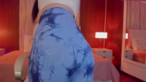Bella Castillo online show from 02-21-25, 02:38