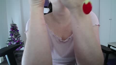 Snapshot of missivana777 chatting on 01-09-25, 05:43 Ivana online show from 01-09-25, 05:43