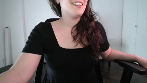 Snapshot of missivana777 chatting on 02-21-25, 08:49 Ivana online show from 02-21-25, 08:49