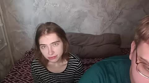 Ashley and Alex online show from 06-04-26, 01:44