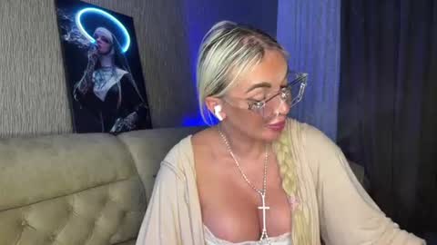Jess online show from 07-22-26, 07:27