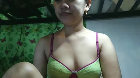 Jona online show from 10-11-25, 03:28