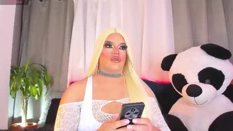Snapshot of misskassandraa_ chatting on 07-21-26, 12:35 kassandra lazcano online show from 07-21-26, 12:35