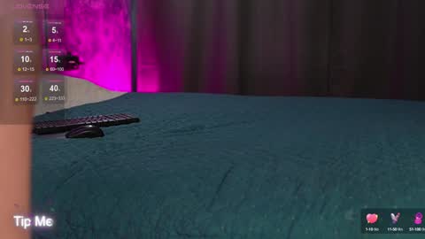 misskristel online show from 12-24-24, 07:28