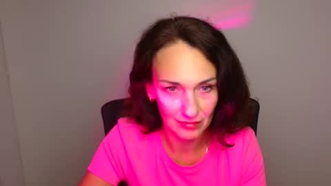 Christina online show from 09-26-25, 06:17