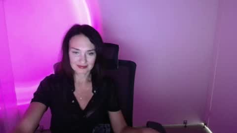 Christina online show from 09-29-25, 11:37