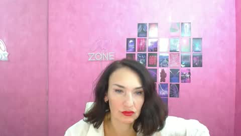 Christina online show from 12-17-25, 12:11