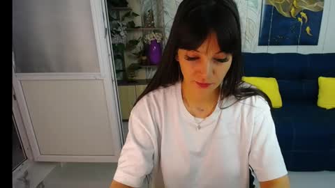 MissLaura online show from 03-08-25, 07:16