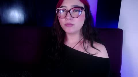 Miss Loise online show from 12-29-24, 03:46