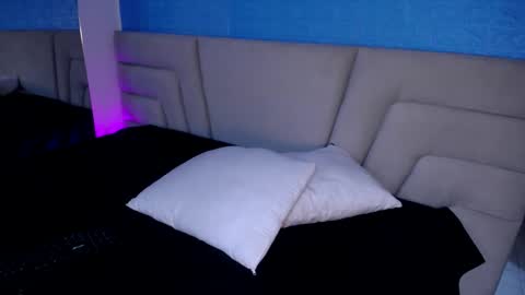 Miss Loise online show from 10-07-25, 03:47