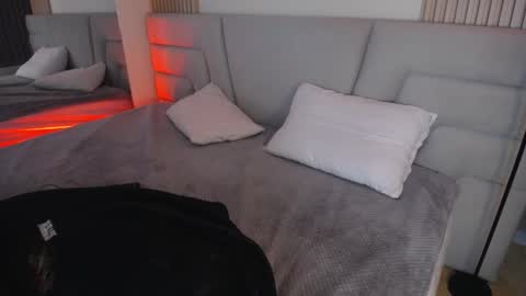 Miss Loise online show from 12-04-25, 03:49