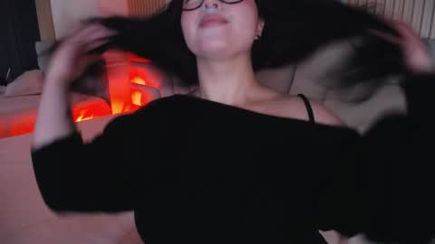 Miss Loise online show from 04-20-26, 01:19