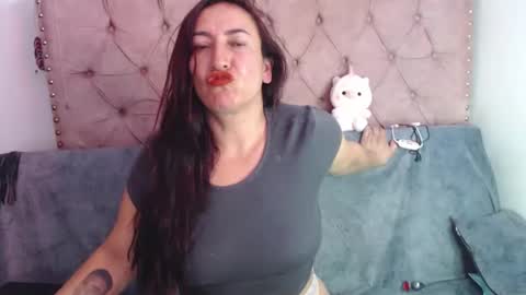 luccy online show from 01-17-26, 09:07