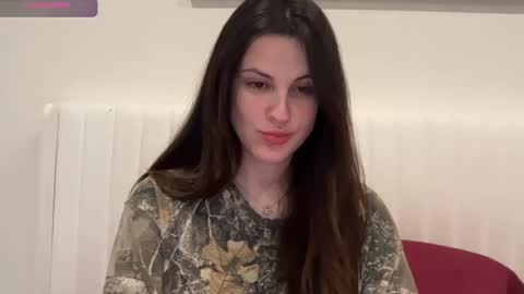 Snapshot of missmadsxx chatting on 06-03-26, 04:01 MADS online show from 06-03-26, 04:01
