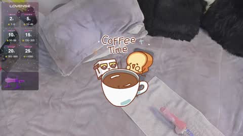 Snapshot of missmeegan_ chatting on 12-28-24, 02:10 Alejandra online show from 12-28-24, 02:10