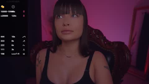 LUXXANDRA online show from 02-10-25, 05:25