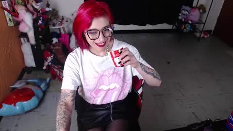 Miss Mia online show from 02-09-25, 02:07