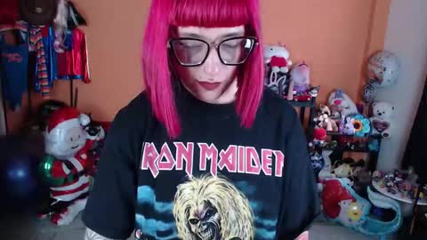 Miss Mia online show from 12-03-25, 03:10