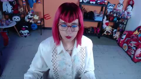 Miss Mia online show from 04-14-26, 10:21