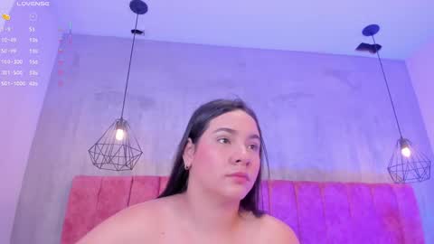Mia  online show from 05-22-26, 11:49