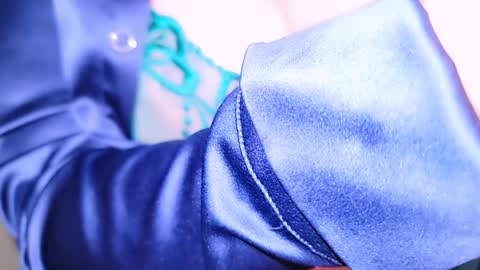 Mina online show from 12-29-24, 07:17