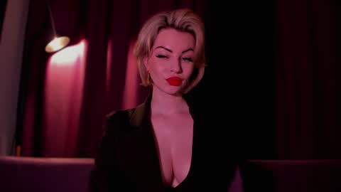 Snapshot of missmirandagd chatting on 01-17-25, 03:43 online show from 01-17-25, 03:43