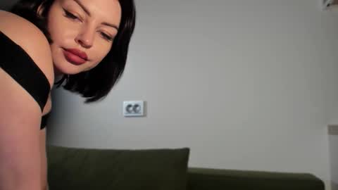 Snapshot of missmirandagd chatting on 09-30-25, 12:10 online show from 09-30-25, 12:10