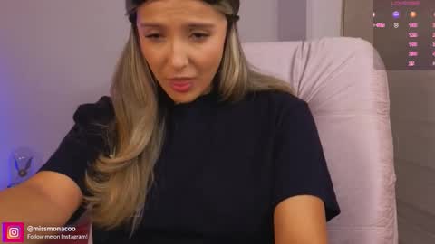 Emma Rivera online show from 12-16-25, 03:00