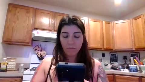Snapshot of missmonatoyou chatting on 05-06-26, 11:43 MissMona online show from 05-06-26, 11:43