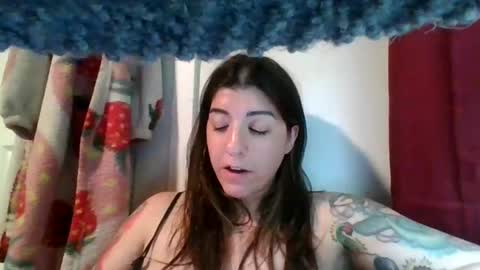 Snapshot of missmonatoyou chatting on 05-13-26, 10:38 MissMona online show from 05-13-26, 10:38