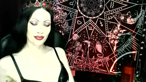 MissMoonDoll online show from 10-06-25, 04:32