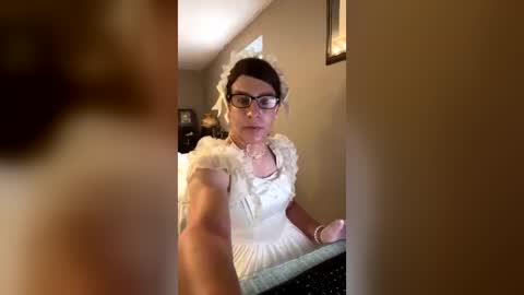Nicole Smith online show from 07-18-26, 09:40