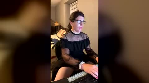Nicole Smith online show from 07-23-26, 04:10