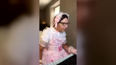 Nicole Smith online show from 07-26-26, 10:38