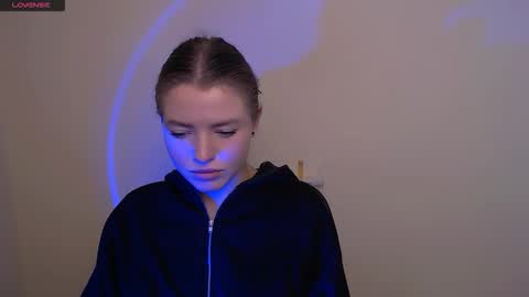 Olivia online show from 10-30-25, 09:00